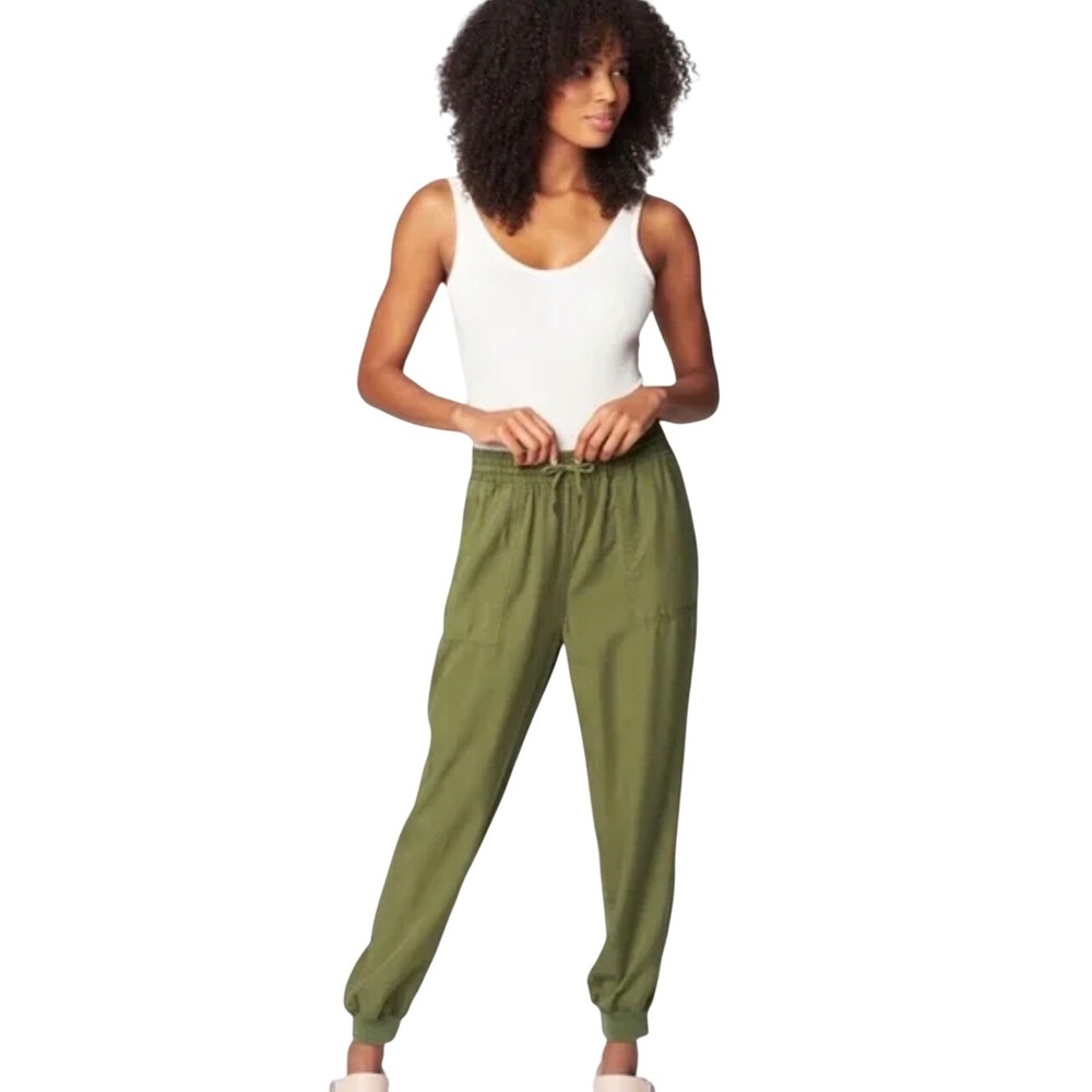 Blank NYC Revolve Tencel jogger‎ Time and true olive green relaxed fit 29